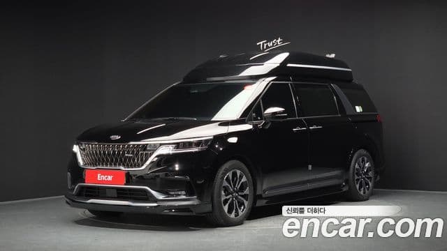 Kia Carnival 2021 — ფოტო 10/20