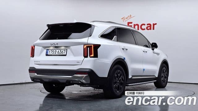 Kia Sorento 2024 — Фото 2/20