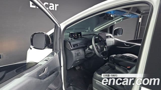 Hyundai Staria 2025 — Şəkil 10/20