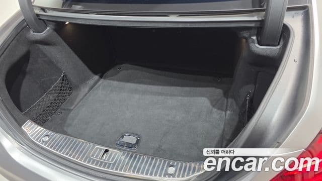 Mercedes-Benz S-Class 2018 — Photo 29/31