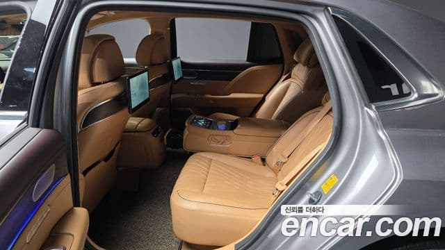 Genesis G90 2023 — Şəkil 10/40