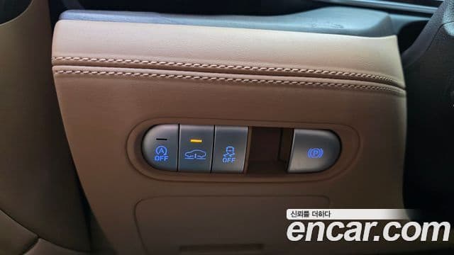 Genesis G90 2023 — Şəkil 35/40