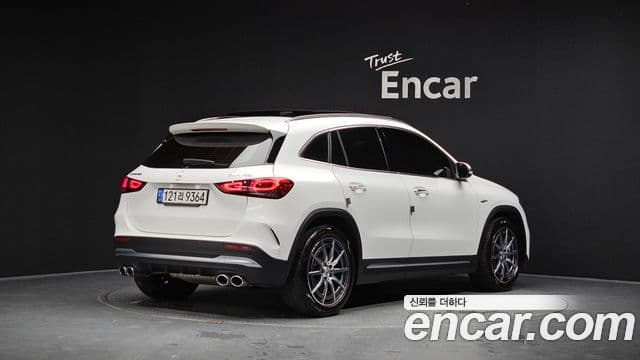 Mercedes-Benz GLA-Class 2022 — ფოტო 2/20