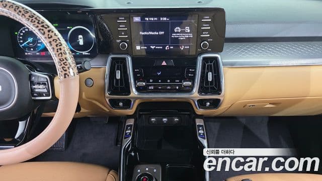 Kia Sorento 2022 — фото 16 из 20