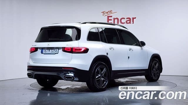 Mercedes-Benz GLB-Class 2023 — ფოტო 2/20
