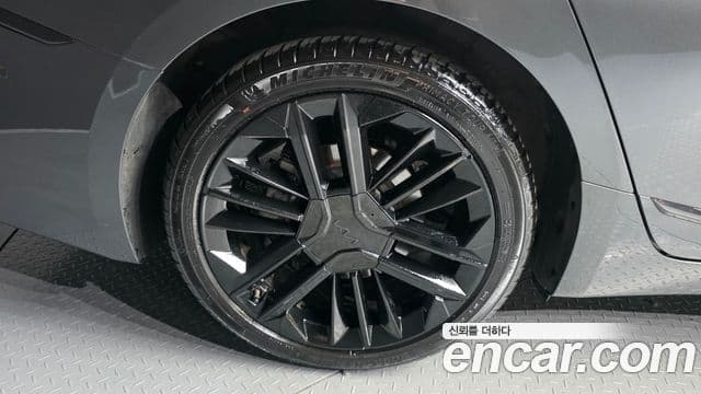 Kia K8 2024 — ფოტო 5/20