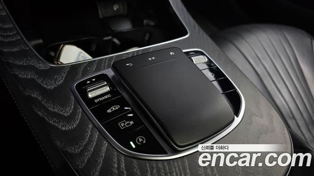 Mercedes-Benz CLS-Class 2021 — фото 15 из 20
