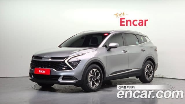 Kia Sportage 2023 — ფოტო 1/20