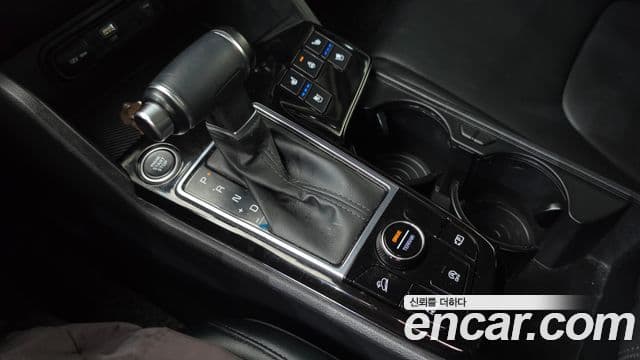 Kia Sportage 2023 — ფოტო 9/20