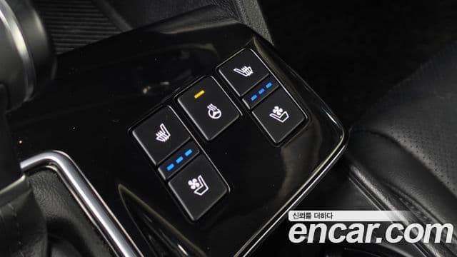 Kia Sportage 2023 — ფოტო 16/20