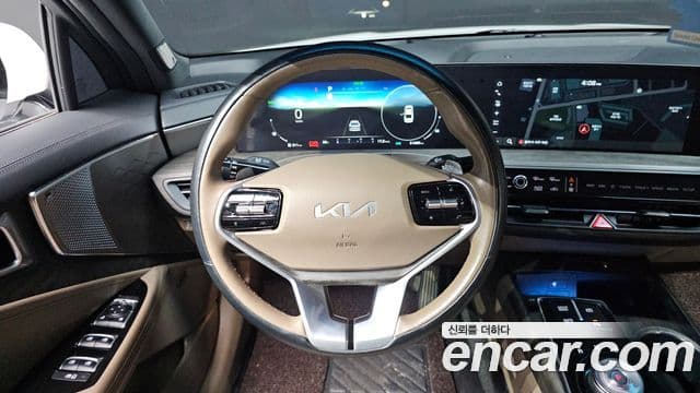 Kia K8 2023 — фото 13 из 20