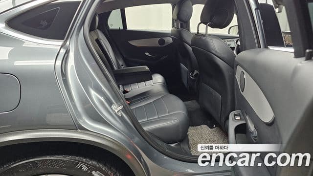Mercedes-Benz GLC-Class 2018 — ფოტო 11/20