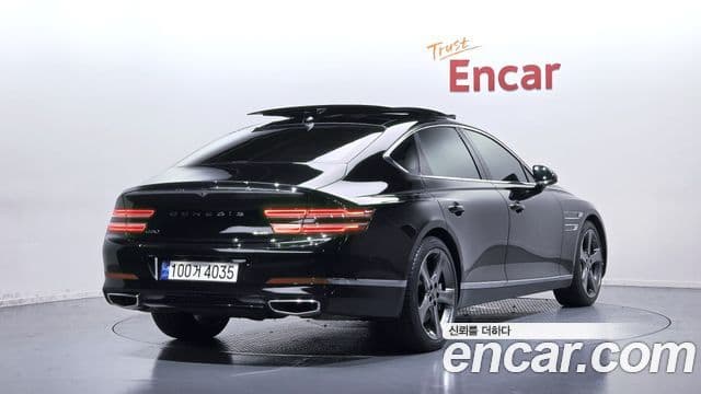 Genesis Electrified G80 2023 — фото 1 из 20