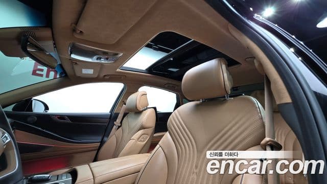 Genesis Electrified G80 2023 — фото 18 из 20