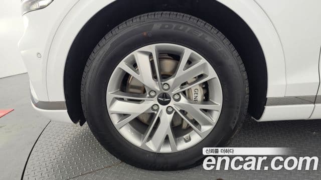 Genesis GV70 2024 — ფოტო 5/20
