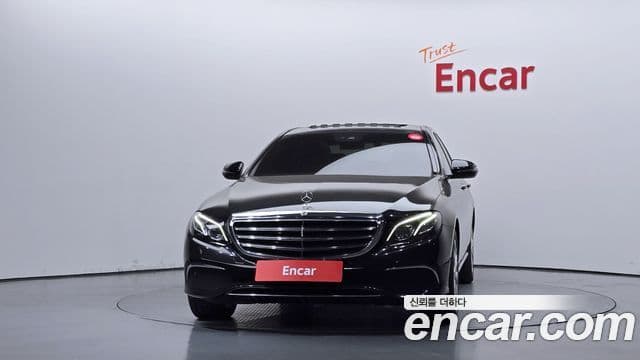 Mercedes-Benz E-Class 2019 — ფოტო 3/20