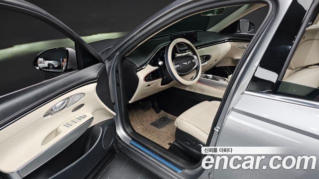 Genesis GV70 2024 — Şəkil 8/20