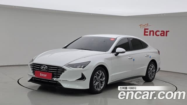 Hyundai Sonata 2020 — Фото 1/20