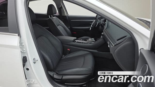 Hyundai Sonata 2020 — Фото 11/20