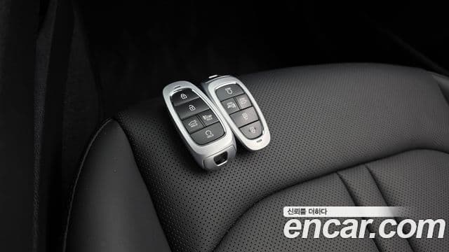 Hyundai Sonata 2020 — Фото 17/20