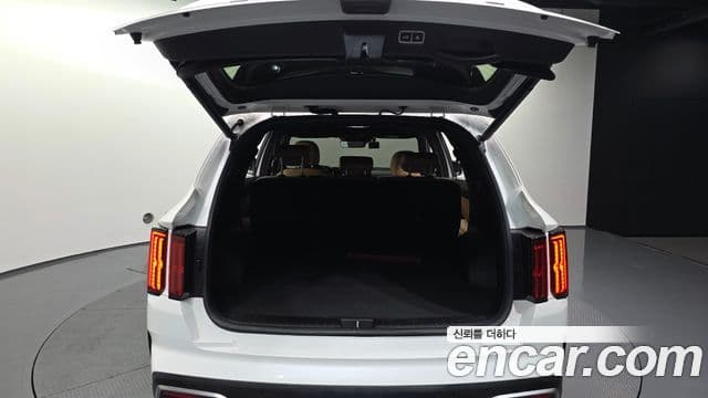 Kia Sorento 2022 — фото 20 из 20