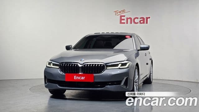 BMW 5 Series 2023 — ფოტო 3/20