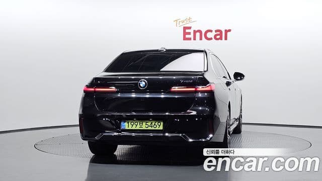 BMW 7 Series 2025 — ფოტო 4/20