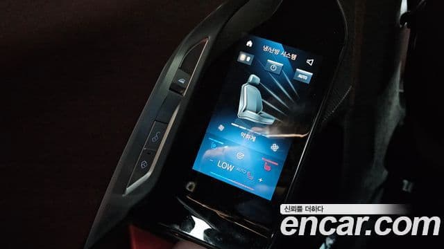BMW 7 Series 2025 — ფოტო 19/20