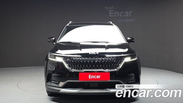 Kia Carnival 2022 — ფოტო 3/20