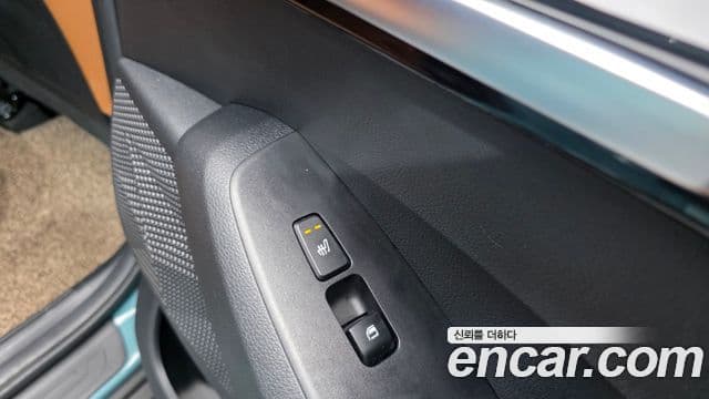 Kia Seltos 2022 — Şəkil 19/20