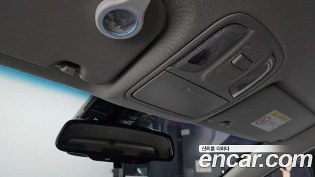 Kia Niro 2021 — Şəkil 19/20
