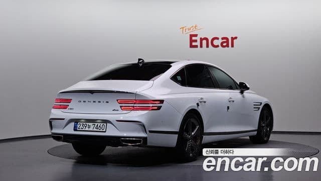 Genesis G80 2023 — Şəkil 12/32