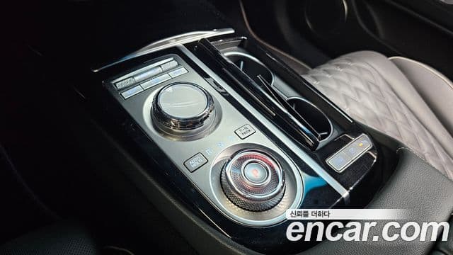 Genesis G80 2023 — Şəkil 19/32