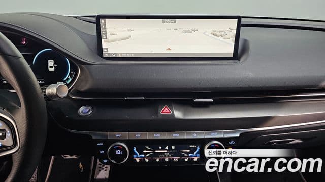 Genesis G80 2023 — Şəkil 18/32