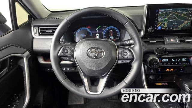Toyota RAV4 2025 — Фото 13/20