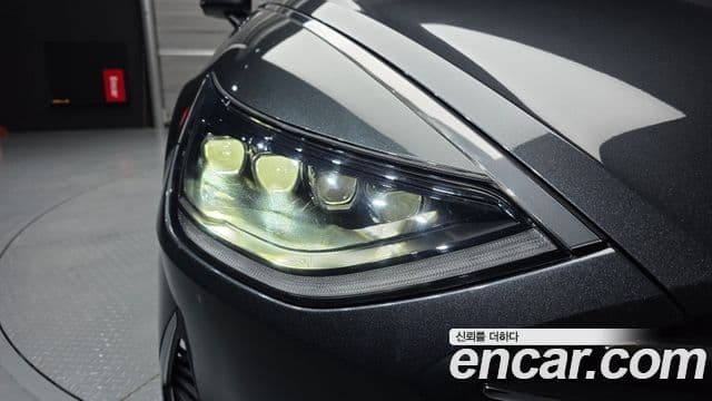 Hyundai Sonata Hybrid 2019 — Şəkil 29/31