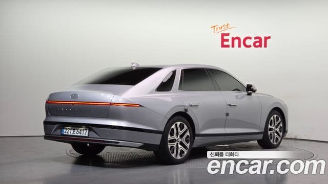 Hyundai Grandeur 2024 — ფოტო 2/20