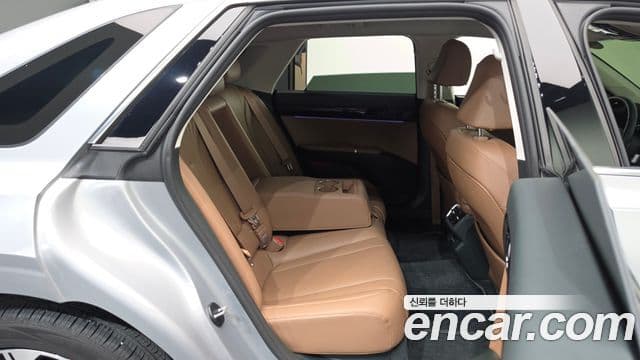 Hyundai Grandeur 2024 — ფოტო 11/20
