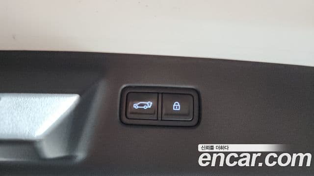 Hyundai Santa Fe 2024 — Şəkil 17/20