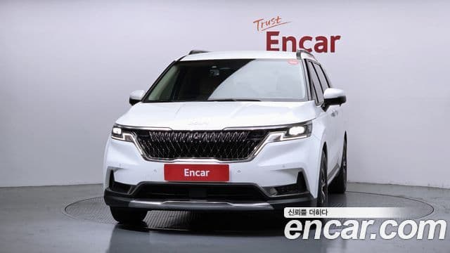 Kia Carnival 2022 — ფოტო 3/20