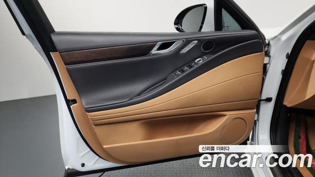 Genesis G80 2020 — ფოტო 32/35