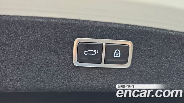 Genesis Electrified G80 2022 — ფოტო 17/20