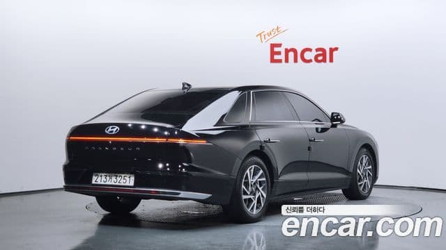 Hyundai Grandeur 2023 — Şəkil 2/20