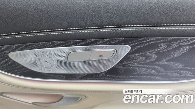 Mercedes-Benz CLS-Class 2019 — ფოტო 18/20