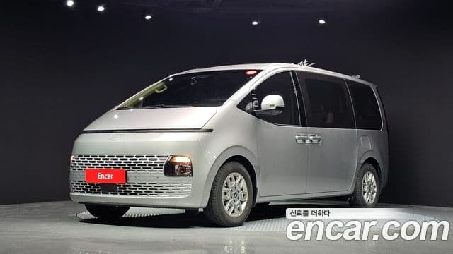 Hyundai Staria 2025 — ფოტო 1/19