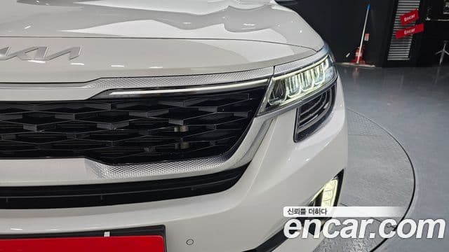 Kia Seltos 2021 — Şəkil 4/31