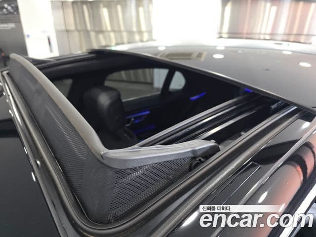 Mercedes-Benz S-Class 2021 — ფოტო 18/20