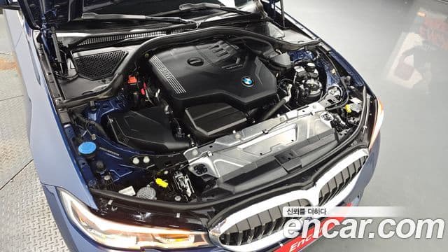 BMW 3 Series 2020 — ფოტო 6/20