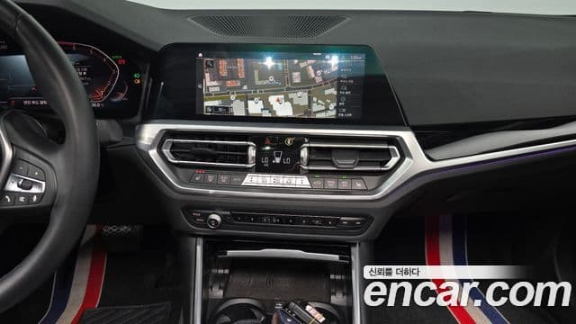 BMW 3 Series 2020 — ფოტო 15/20