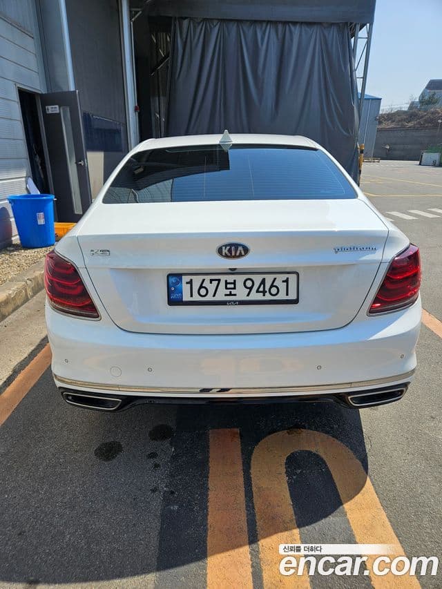 Kia The K9 2020 — ფოტო 7/8